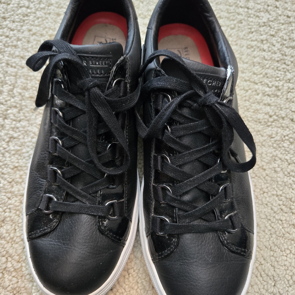 Women's Skechers Black Leather Sneakers, Size 8.5
